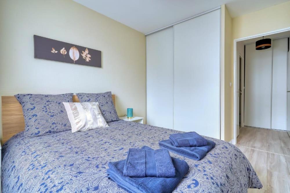 Courcouronnes Logement Sarah מראה חיצוני תמונה