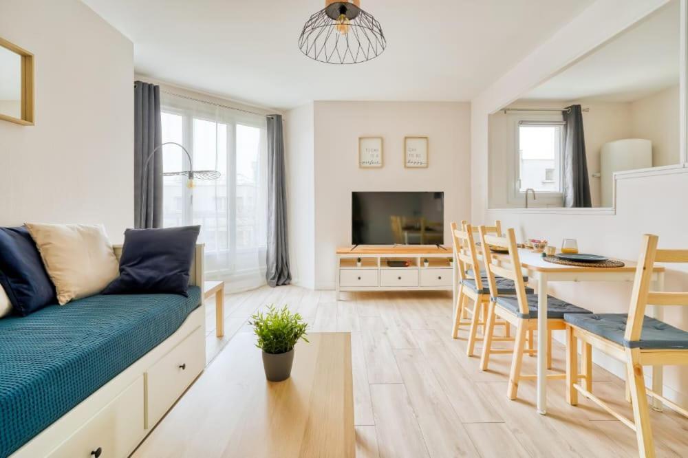 Courcouronnes Logement Sarah מראה חיצוני תמונה